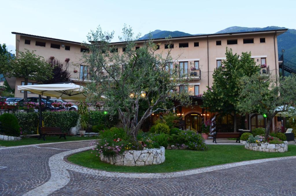 Hotel La Grotte San Donato Val di Comino Eksteriør billede